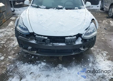 2020 Tesla Model 3 Long Range Dual Motor All-Wheel Drive z USA, uszkodzony, nr VIN 5YJ3E1EB0LF795894